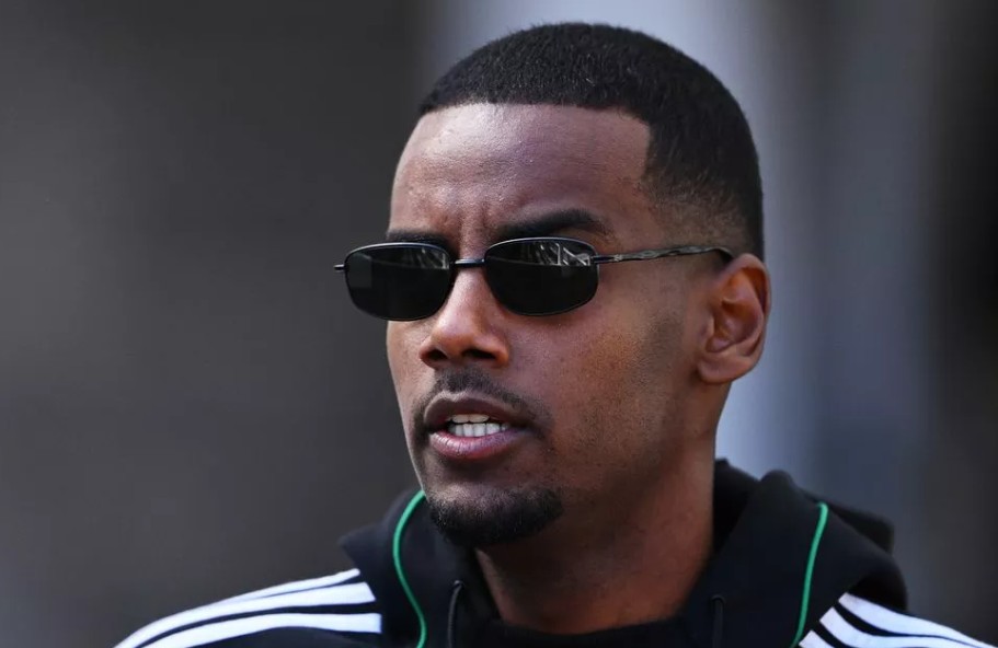 在下个月的, 利雅得新月