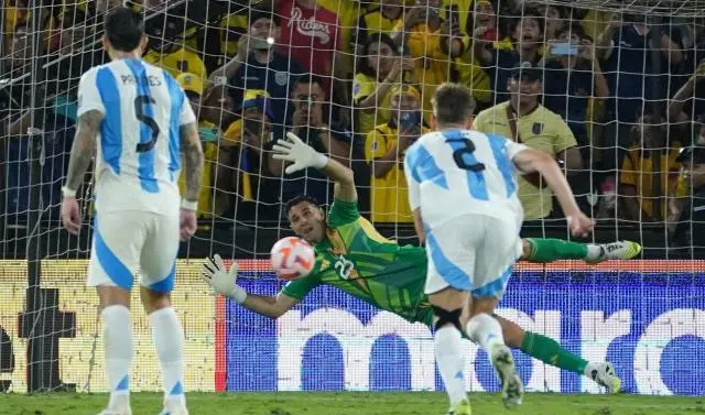 尔后腰凯塞, 到斯卡洛尼 尔后腰凯塞, 到斯卡洛尼