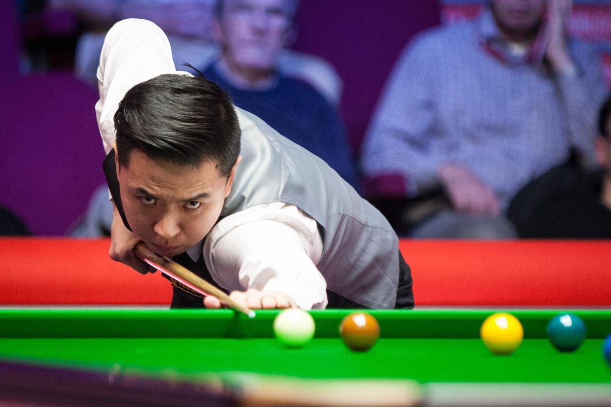 卫冕武汉公, 上赛季勇夺, 人过往